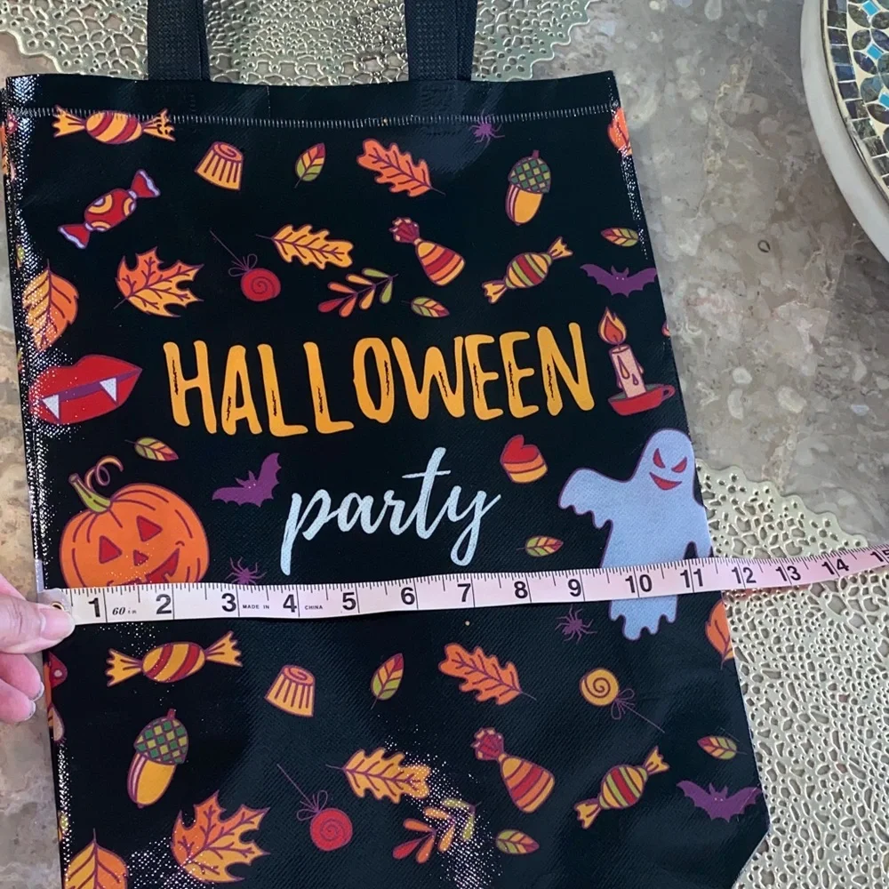 Halloween Celebration Tote Bags - 4pc